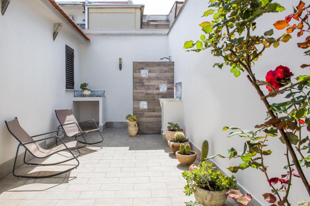 Villa Cinzia-150 Mt From The Beach Mondello Ngoại thất bức ảnh