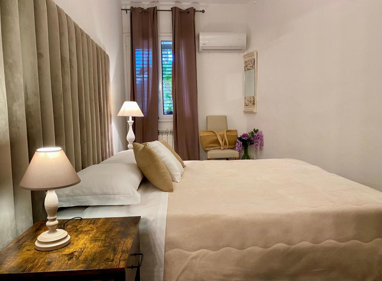 Villa Cinzia-150 Mt From The Beach Mondello Ngoại thất bức ảnh