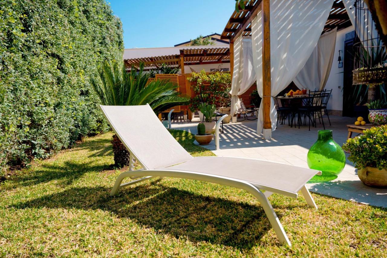 Villa Cinzia-150 Mt From The Beach Mondello Ngoại thất bức ảnh