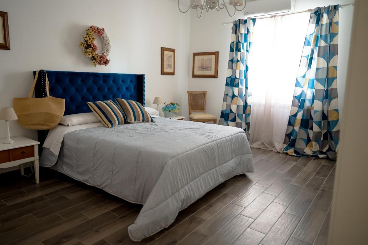 Villa Cinzia-150 Mt From The Beach Mondello Ngoại thất bức ảnh